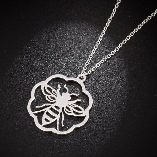 Hfarich Delicate Flower Honeybee Stainless Steel Sweater Chain Necklaces Hip Hop Jewelry for Boyfriend Girlfriend Party Wear