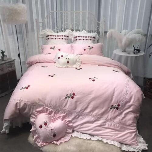Pink red Strawberry Egyptian Cotton Embroidery Luxury Royal Bedding Set King Queen Bed Sheet set Duvet cover Pillowcase 4/6pcs