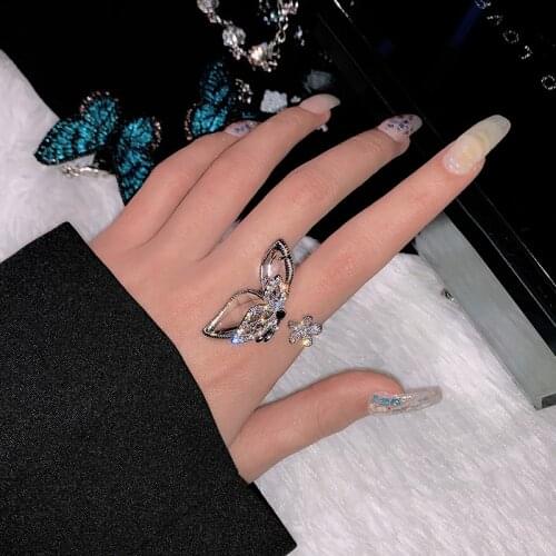 Hot selling fashion jewelry exaggerated irregular glass crystal butterfly flower opening adjustable female prom party rings
