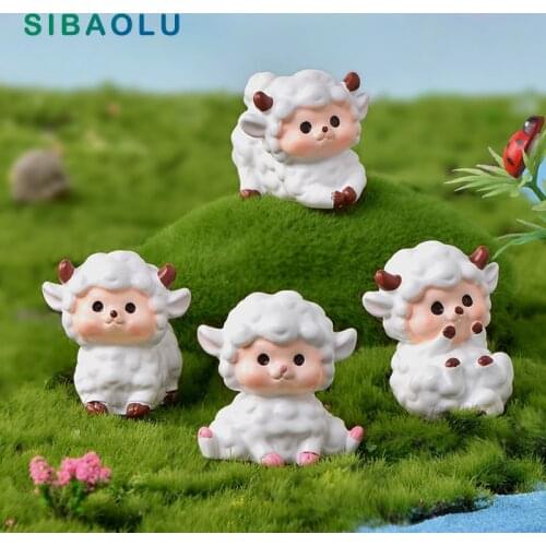Christmas White Sheep Resin Figurine Cartoon Animal Model Home Decor Miniature Fairy Garden Decoration Accessories Modern Statue
