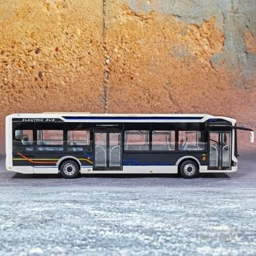 Diecast Alloy Bus 1:42 LCK6126EVGRA1 Pure Electric City Bus Model Metal Souvenir Collection Display Vehicle Boys Toys Gifts