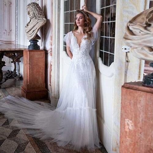 Short Flare Sleeve White Wedding Dresses 2021 V Neck Applique A Line Court Train Bridal Gowns Vestido De Mariee