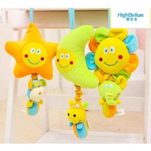 Baby Kids Plush Rattle Toys Educational Musicalt Moon Soft Baby Teether Bed Stoller Hanging Musical Raccoon Toys Baby Toy Gif