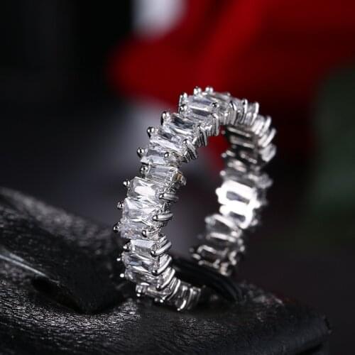 New Fashion Luxury Zircon Rings For Women T Shape Stone AAA Baguette Cubic Zirconia Bride Wedding Ring Female Engaged Jewelry