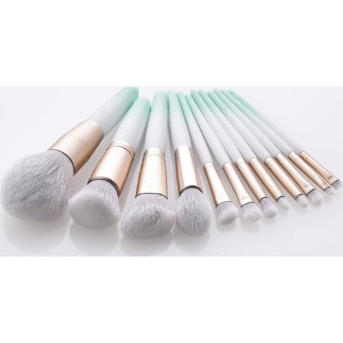 12 Pcs Gradient Green Color Makeup Brushes Set for Face Makeup Eye Blush Powder Eyeshadow Brush Makeup Tool