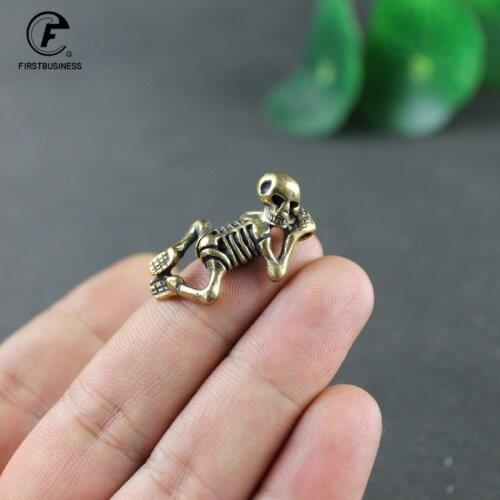 New Style Pure Copper Skull Skeleton Statue Vintage Punk Keychains Figurines Desk Decorations Living Room Decor Ornament Crafts