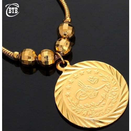 Fashion Gold Carved Coin Women Lucky Pendant Necklace New 2021 Vintage Luxury Glamour Jewelry Wedding Party Holiday Gift