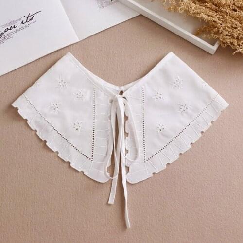 Women Lace-Up False Fake Collar Hollow Out Jacquard Petal Shawl Necklace Capelet