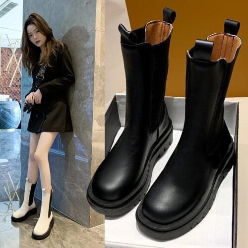 2022 New Fashion Womens Boots Lace Up Calf Round Head Womens Boots Black Mid Heel Square Heel PU Women Shoes Four Seasons
