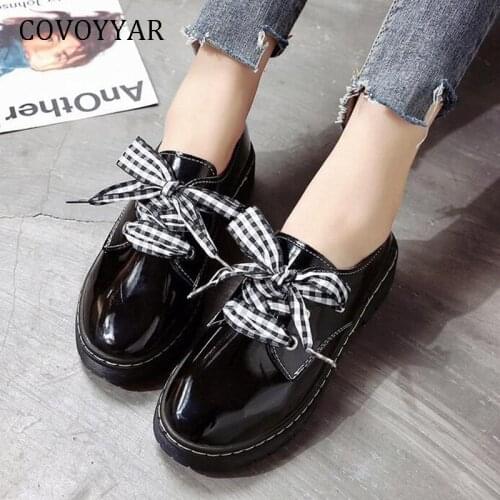 COVOYYAR New 2021 Classic Brogue Shoes Platform Patent Leather Oxfords Women Flats Plaid Lace Up Csaual Black Shoes WFS1042