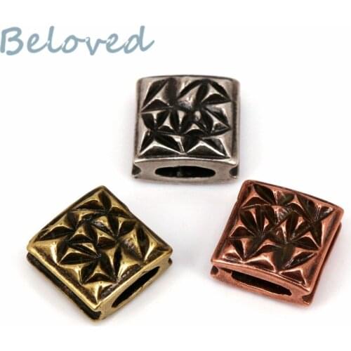 Vintage Flat Square Metal Beads, Carved Spacer Beads, Antique Brass Slice Bracelet Making Findings, BG18223