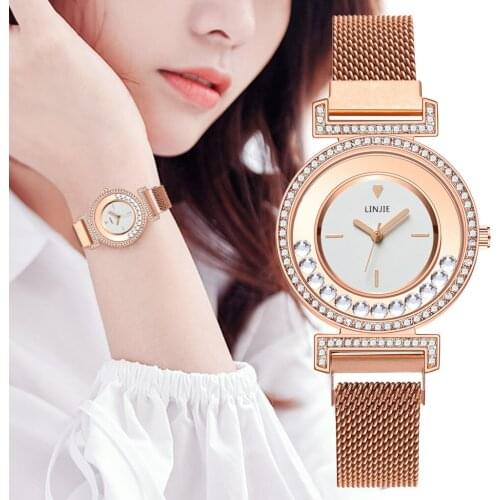 Femme Dropshipping Moving Diamond Women Fashion Watches Luxury Ladies Magnetic Strap Quartz Wristwatches Gift Clock Montre