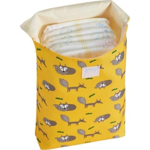 1Pcs Yellow Baby Diaper Bag Organizer Reusable Waterproof Fashion Prints Wet/dry Cloth Bag Mummy Storage Bag Travel Nappy Bag