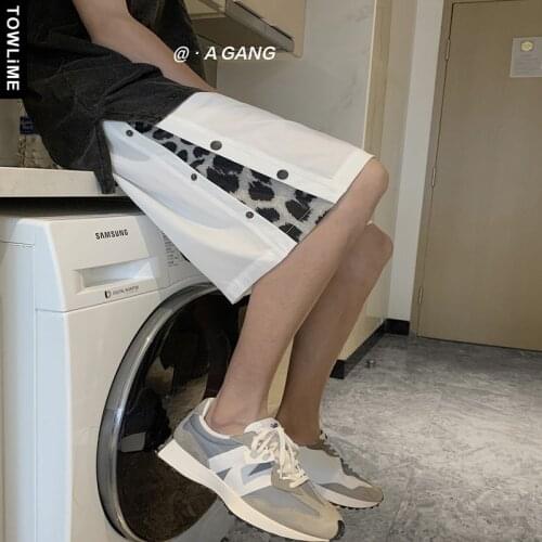 Summer New Mens Side Leopard Patchwork Sweat Shorts Korean Streetwear Men Wide Leg Knee Length Joggers Pants Casual Trousers