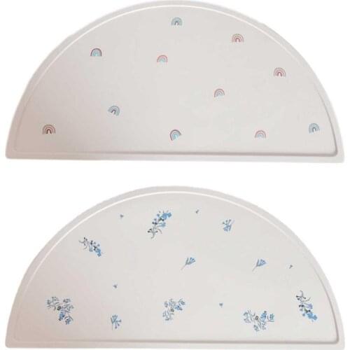 Silicone Round Placemat Kids Plate Mat Food Grade Silicone Table Pad Waterproof Heat Insulation Kitchen Gadget Easy Cleaning