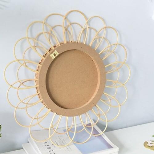 Sun Shape Decorative Large Mirror Rattan Innovative Art Decoration Round Makeup Mirror Dressing Bathroom Wall Hanging Mirror