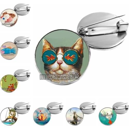 Naughty Cat and Fish Glass Top Brooch Cute Cartoon Cat Loves Fish Hat Booch Pins for Girl and Boy