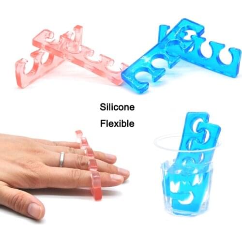 2 Pcs(1 Pair) UV Gel Polish Toe Separator Flexible Finger Spacer Silicone Soft Toe Finger Separation Straighteners Nail Art Tool