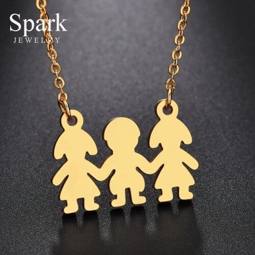 Lovely Stainless Steel 1 Boy 2 Girls Figure Family Necklace & Pendant For Mom Dad Gold Color Love Chain Necklace Friendship Gift