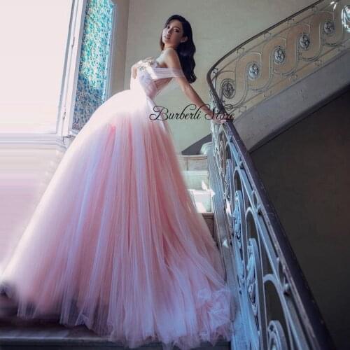 Sweet Pink A-line Bridal Dresses Off The Shoulder Fluffy Long Tulle Women Dresses Beads Birthday New Year Party Gowns