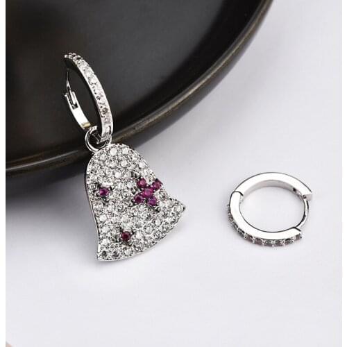 Europe New Winter White Red Zircon Wind Chimes Asymmetry Earrings Ear Buckle Single Fashion Luck Wind Word Rhinestone Earrings