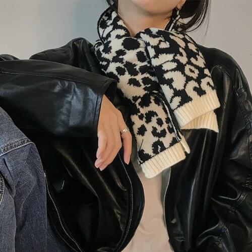 Double-sided scarf personality zebra print leopard print small scarf women winter leisure warm knitted wool scarf