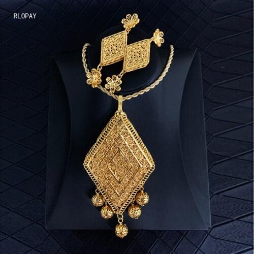 Copper Necklace/Earrings Dubai Gold Jewelry Sets for Women Geometric Design Hollow Out Flower Pendant Sets Costume Jewelry