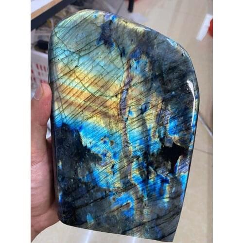 Natural labrador crystal irregular rough polishing specimens are placed at home 2.5kg