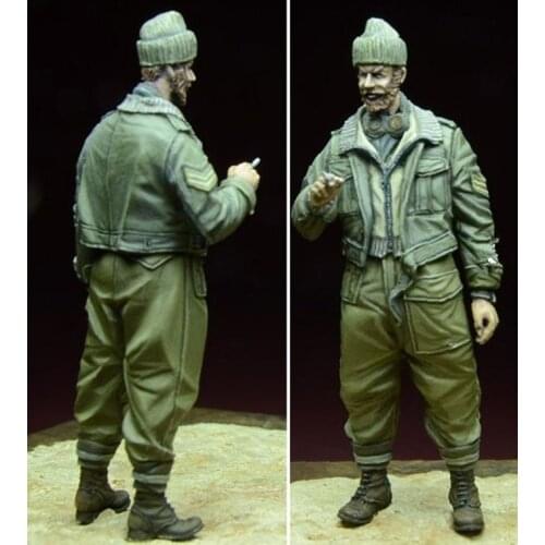 1/35 Resin Figure Model kits 1 figures Unassambled Unpainted 913