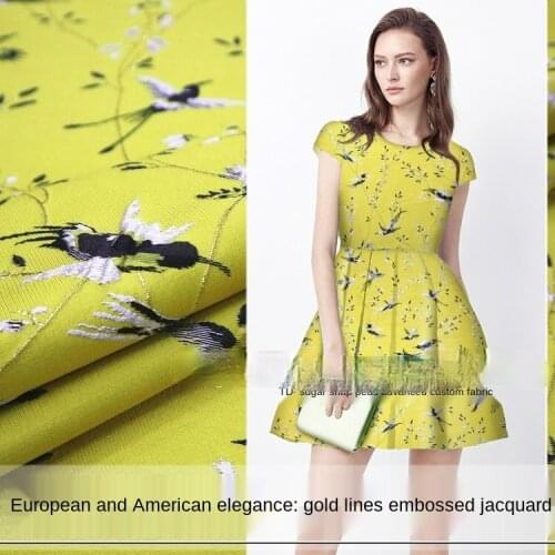 Elegant gold silk three-dimensional embossed flower and bird jacquard fabric, sewing fabric factory shop is not out of stock