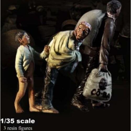 1/35 Assembly Resin Figure kit refugee(3 figures)