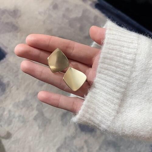 New Simple Design Geometric Gold Color Stud Earrings for Women Personality Girls Fashion Jewelry