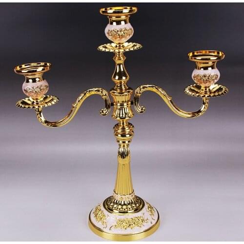 Romantic candlelight dinner wedding props wrought iron 3 candlesticks European retro decorative aromatherapy candlesticks
