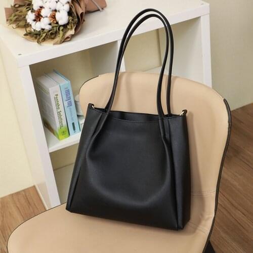 2021 New Trendy leather Messenger tote bag famous brand large capacity fashion all-match portable female bag shoulder bag