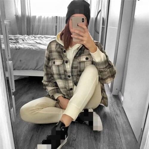 Autumn And Winter Womens Long-sleeved Plaid Shirt Button Placket Lapel Pocket Decoration Long Tops Ladies Loose Street Wear