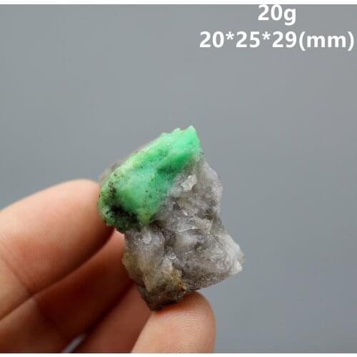Special Offer! 100% Natural green emerald mineral gem-grade crystal specimens stones and crystals quartz crystals from china