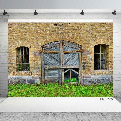 Spring Grass Brick Wall Old Door Outdoors Scenery Backdrop Photocall Baby Young Portrait Photography Background For Photo Studio