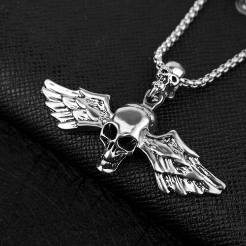 New Viking Style Skull Wing Shape Pendant Creative Hip Hop Punk Trend Locomotive Style Necklace Mens Party Accessories Gift