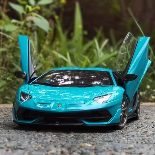 AUTOart 1:18 Lamborghini AVENTADOR SVJ sports car model collection die-casting alloy simulation car model ornaments
