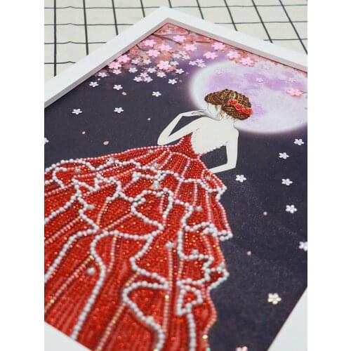 No/With Frame DIY Special Shape Diamond Painting 5D Embroidery Home Decor Handmade Red Wedding Dress Girl New Styles