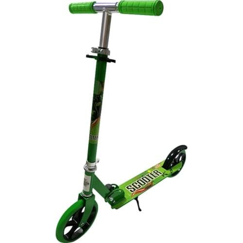 Foldable two wheeled scooter, suitable for people over 7 years old, the rubber wheel is easy to carry, slide fast, fashionable a