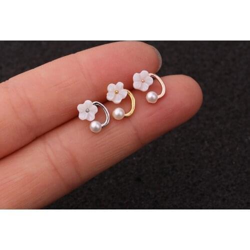 1 PCS Fashion Cute Small White Shell Flower Shpe Ear Piercing Cartilage Cuff Stud Earring Gold Color Steel Bar Ball EarJewelry