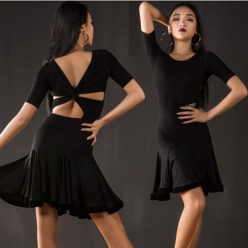 2019 New Summer Latin Dance Practice Clothes Female Professional WomenS Sexy Short-Sleeved Cross Backless Training Suit DWY1958