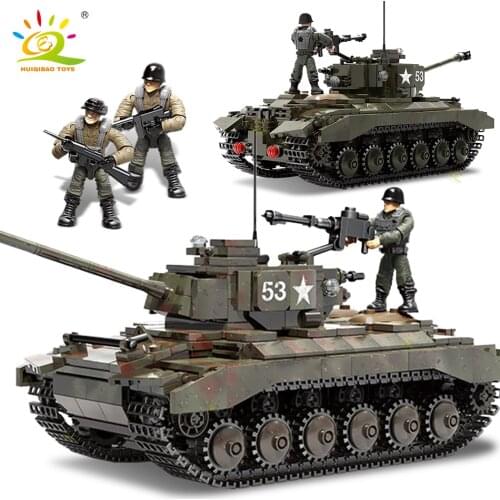 HUIQIBAO Military Model Building Blocks 938pcs WW2 M26 Pershing Heavy Tank with 3 Soldier Army Weapon Bricks Toys For Children