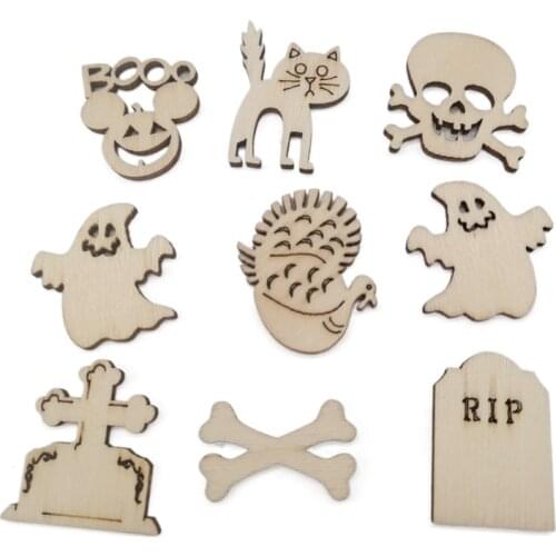 50pcs Halloween Wooden Slices Wooden Gift Tags Blank Wood Hanging Ornaments Cutouts Crafts