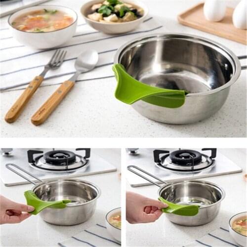 1Pc Kitchen Silicone Anti-spill Drain Pans Round Rim Deflector Liquid Funnel Soup Diversion Mouth Cooking Tools