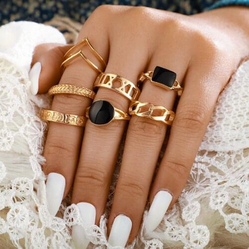 Tocona 7Pcs/set Women Gold Color Rings Vintage Midi Finger Rings Black Rhinestone Letter Ring Set Party Bague Femme 9808