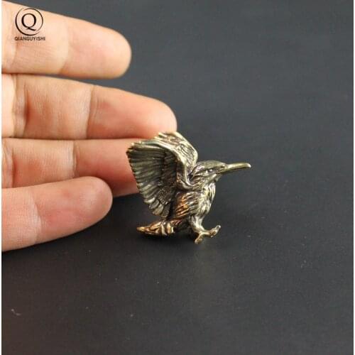 Handmade Brass Flying Hummingbird Key Chain Pendant Ornaments Vintage Copper Bird Keychain Ring Holder Jewelry Women Bag Charms