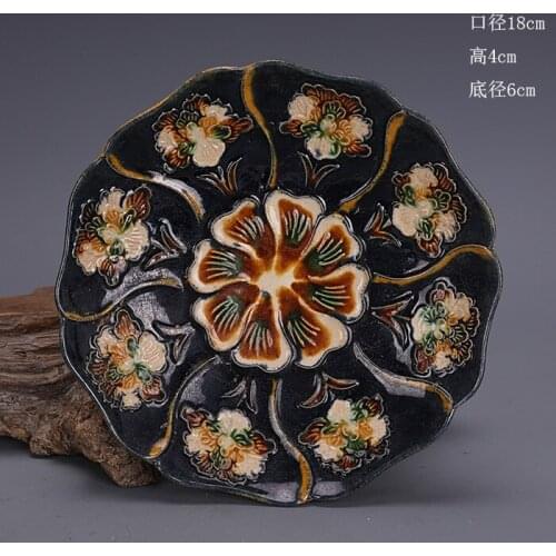 Tang Dynasty Three coloures Porcelain Peony pattern lotus leaf plate