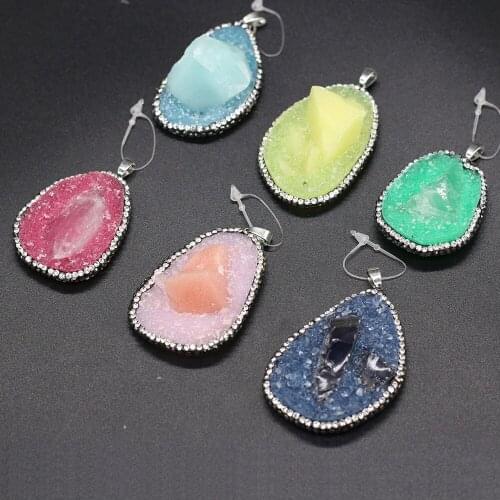Fine Resin Pendant Irregular shape Filled with Semi-precious Pendant for Jewelry Accessories Making DIY Necklace Women gifts